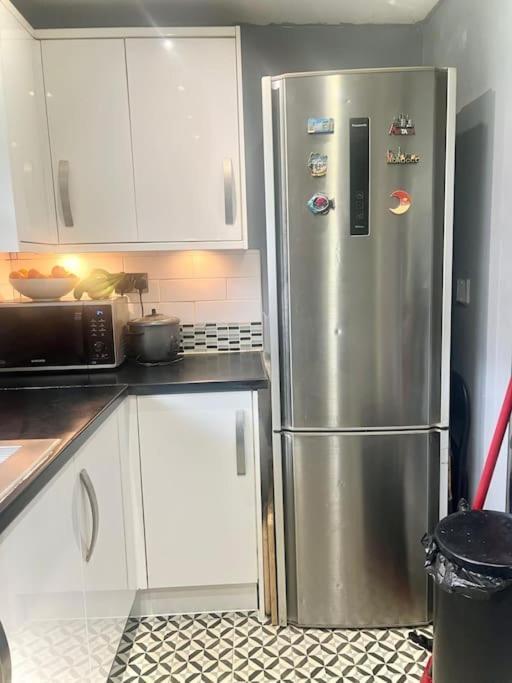 Beautiful 1 Bedroom House With Garden Appartement