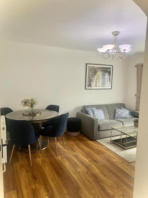 Appartement Beautiful 1 Bedroom House With Garden