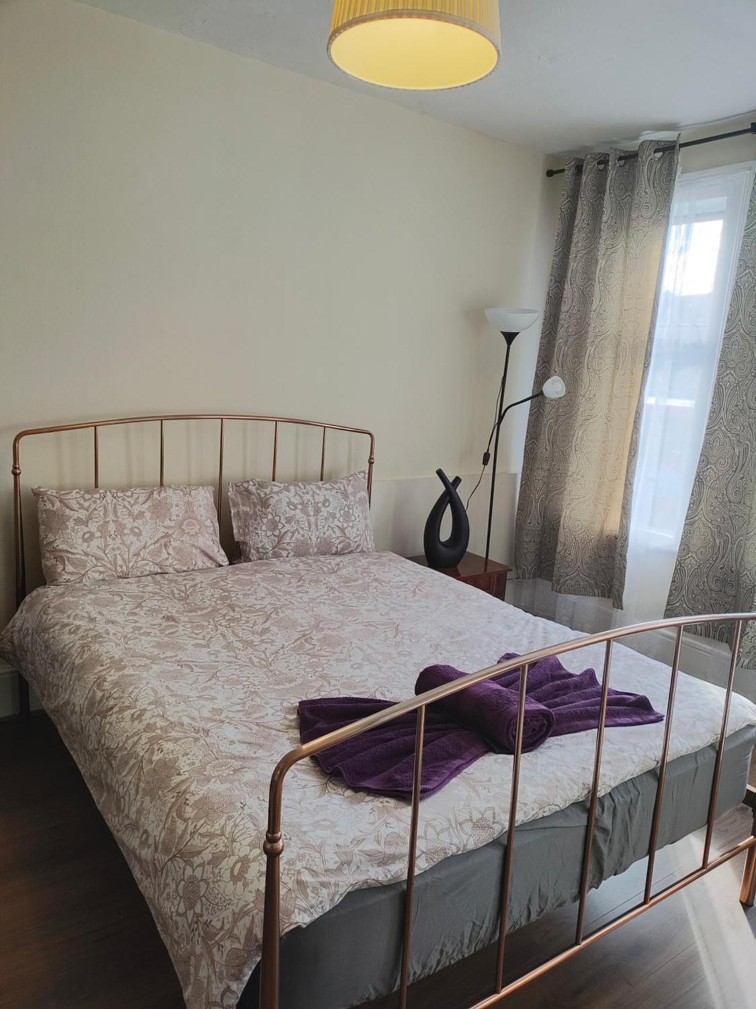 Gasthof Elegant King Bed Get Away *