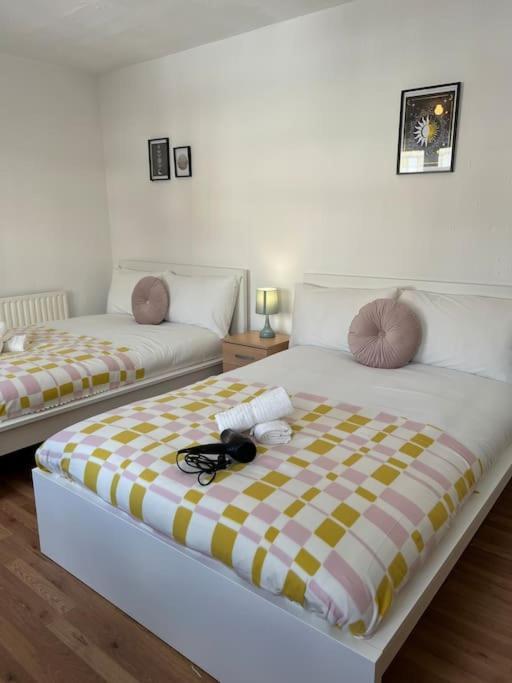 Ferienhaus Lovely 4 Bedroom Spacious House In Camden Town-central London