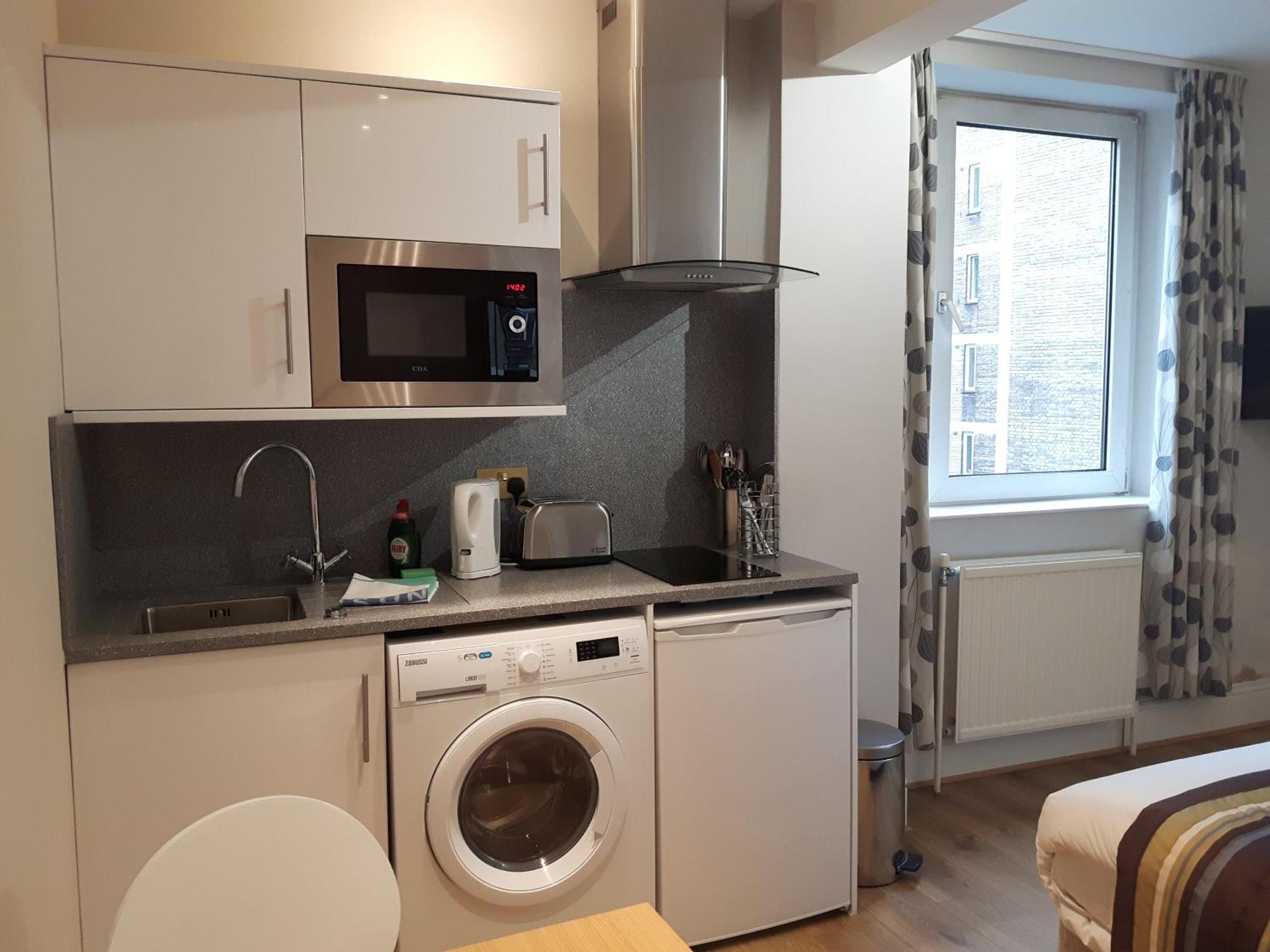 Apartment Chelsea Cloisters Serviced *