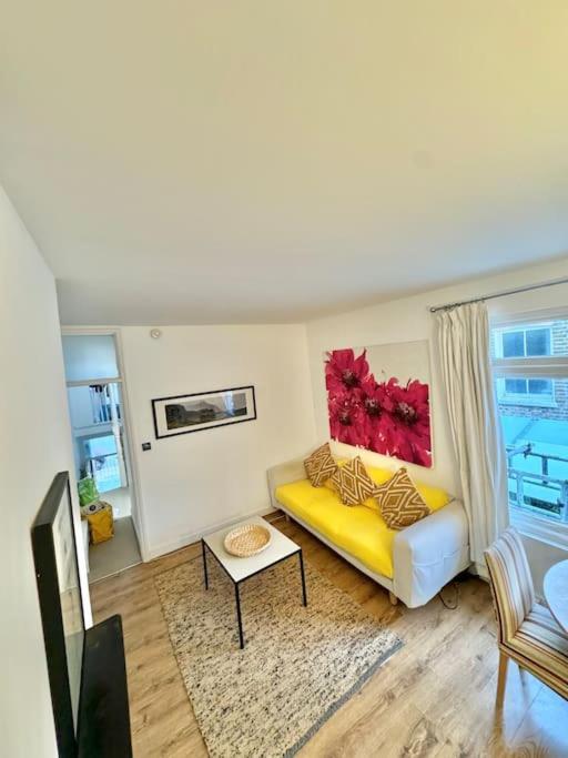 Appartamento Lovely Fulham 2 Bed *