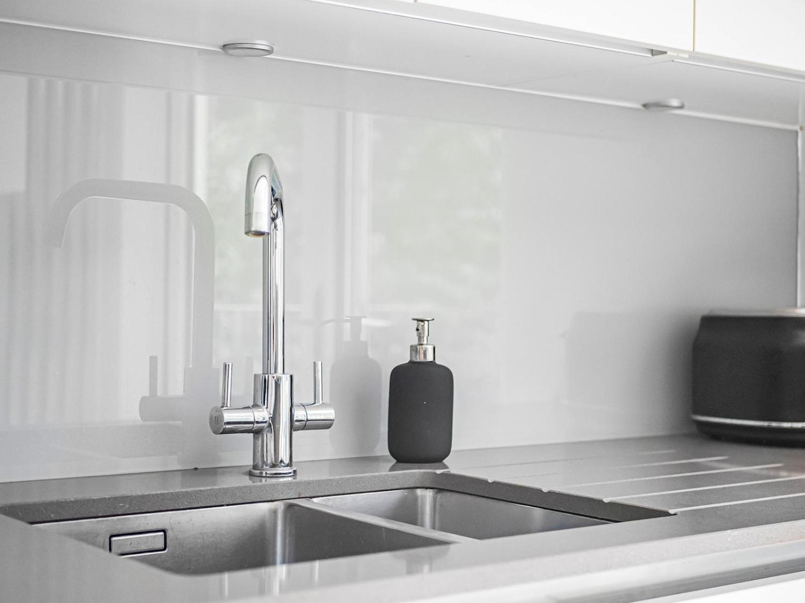 Stylish Maisonette Pass The Keys * Londen