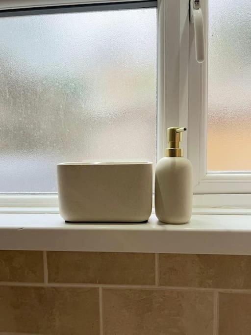Oasis Stunning 1 Bed In Battersea Apartment *