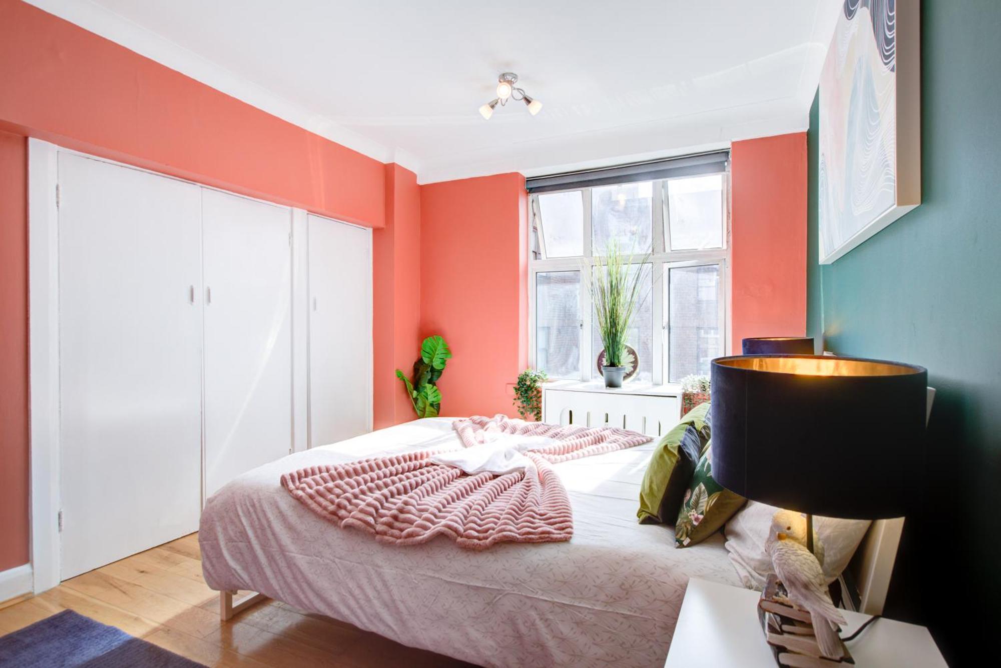2 Bedroom Edgware Road Paddington Lägenhet London