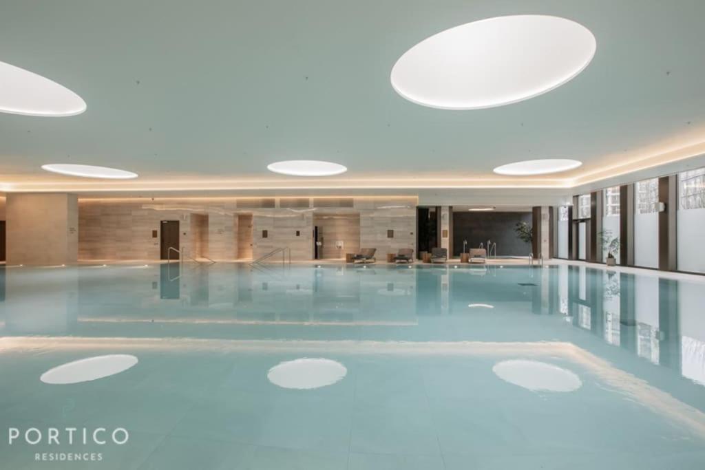Portico Residences - Beautiful 2 Bed With Pool In Nine Elms Appartement *