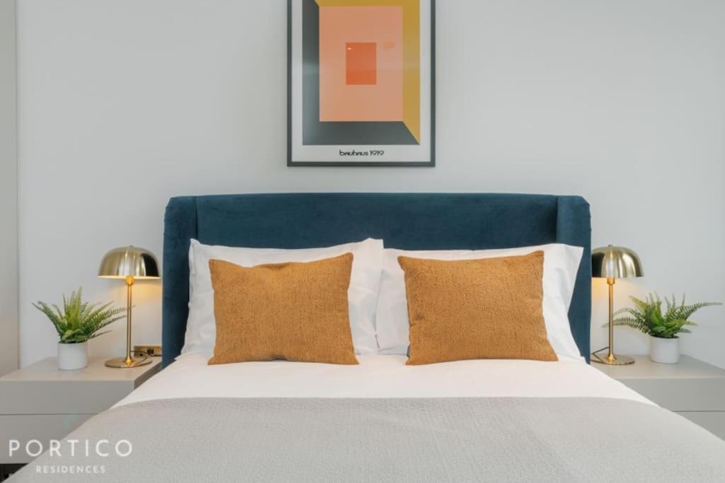 Portico Residences - Beautiful 2 Bed With Pool In Nine Elms Londres