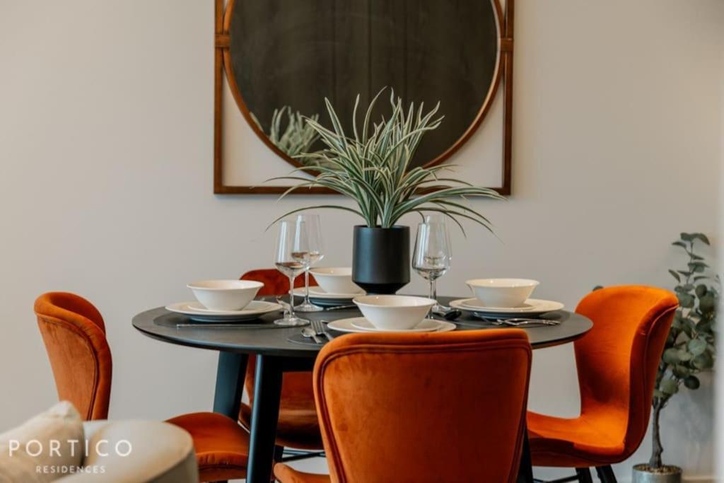 Portico Residences - Beautiful 2 Bed With Pool In Nine Elms Appartement