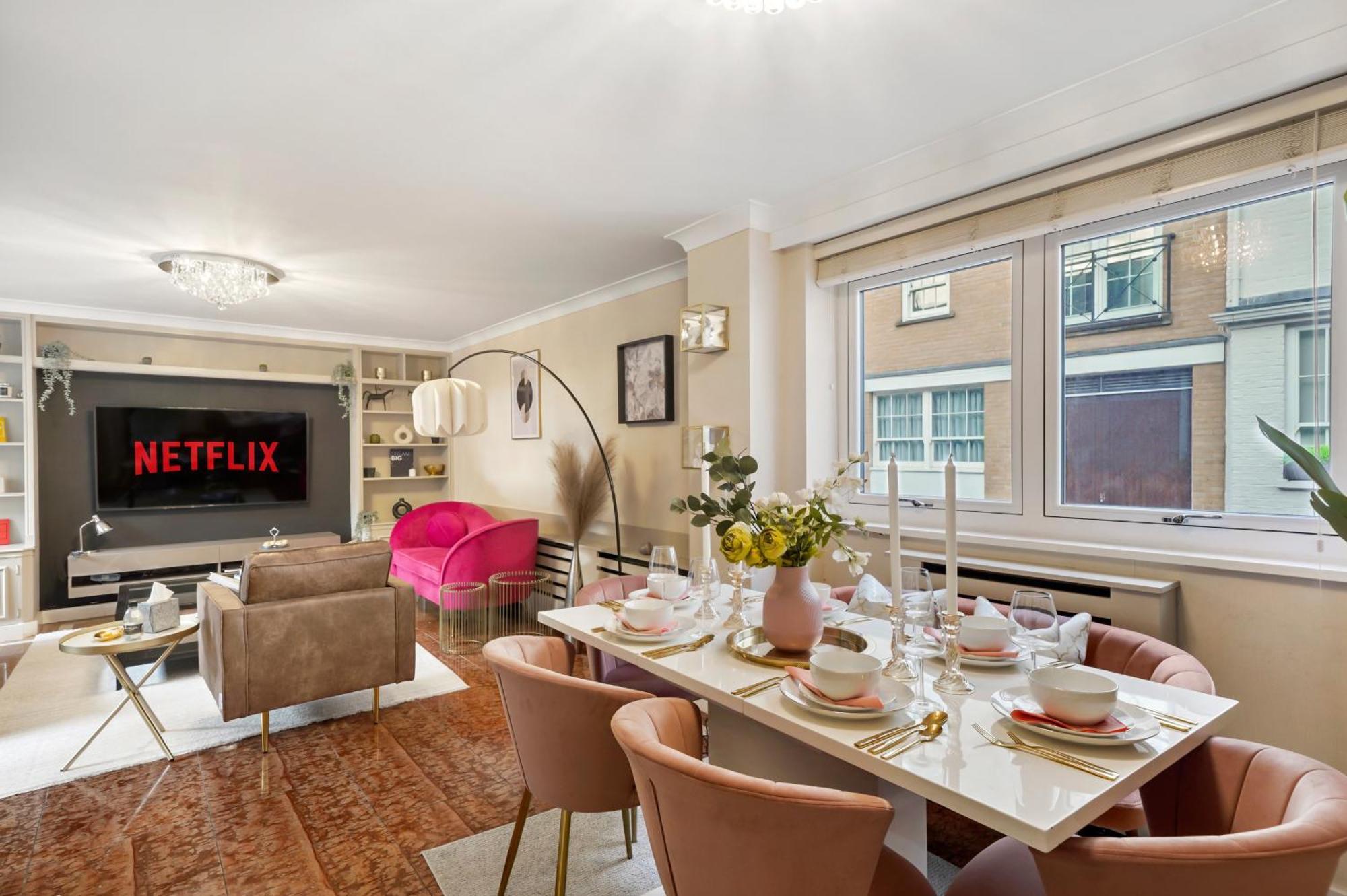 Feriehus Mews House With Private Patio & Parking *