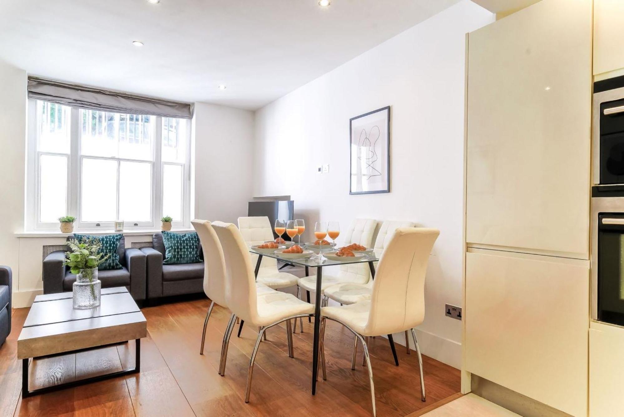 Notting Hill & Hyde Park - 2br - Cityapartmentstay Lägenhet London