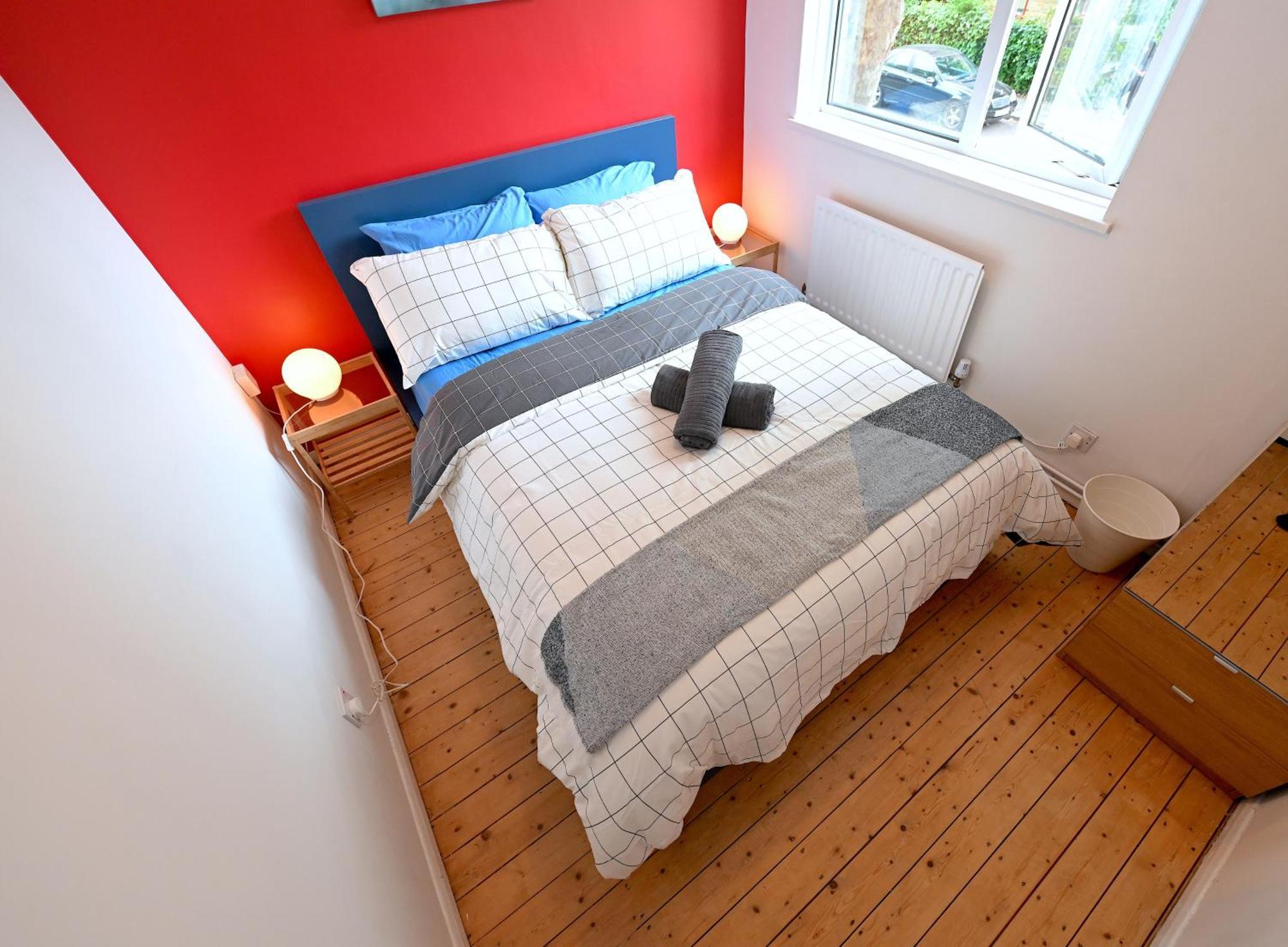 4 Bedroom Patio House Regent's Park - Parking Apartment London