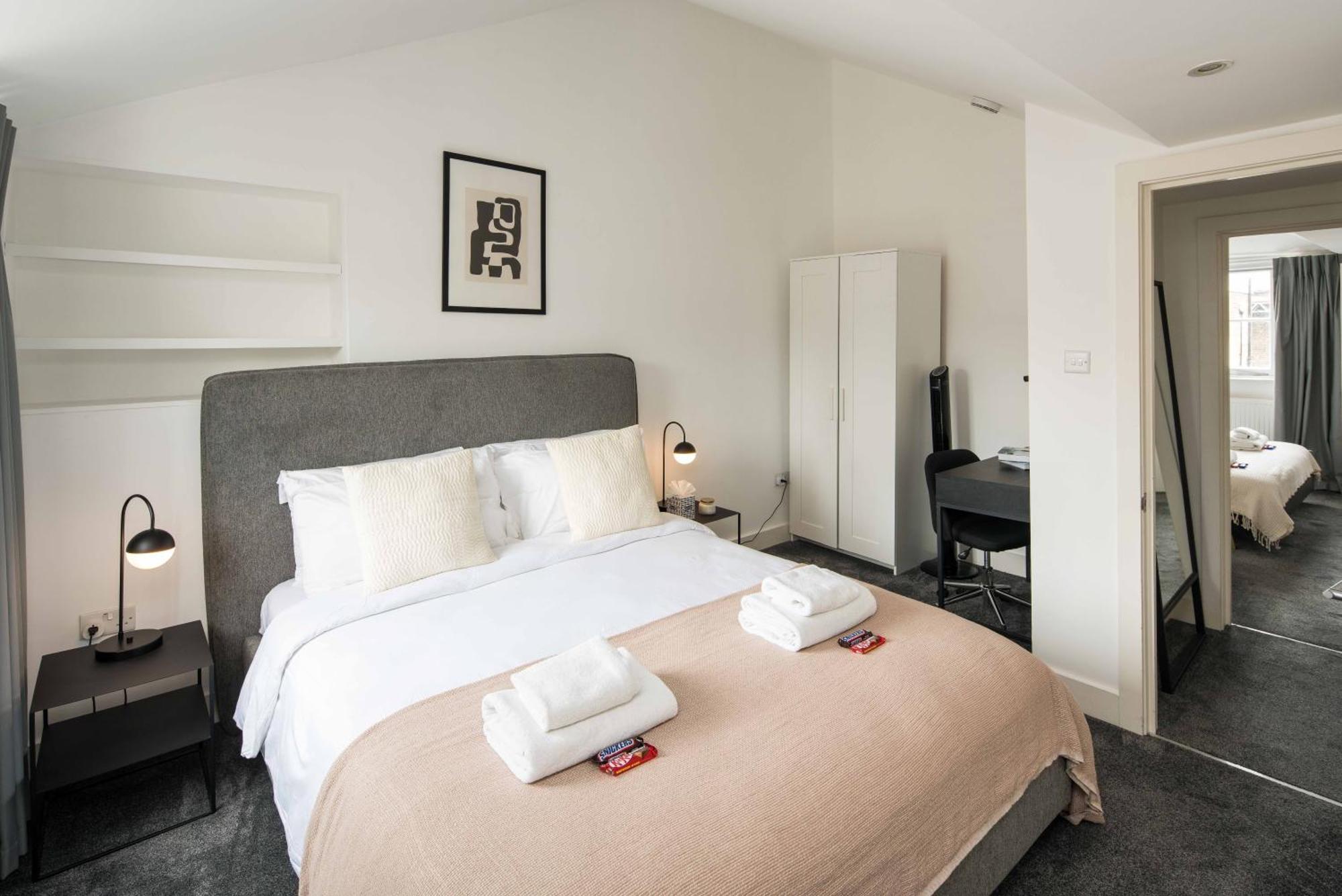 Elegant 3br, 2ba Flat In Marylebone - Ideal Location Near Station & Attractions Apartment