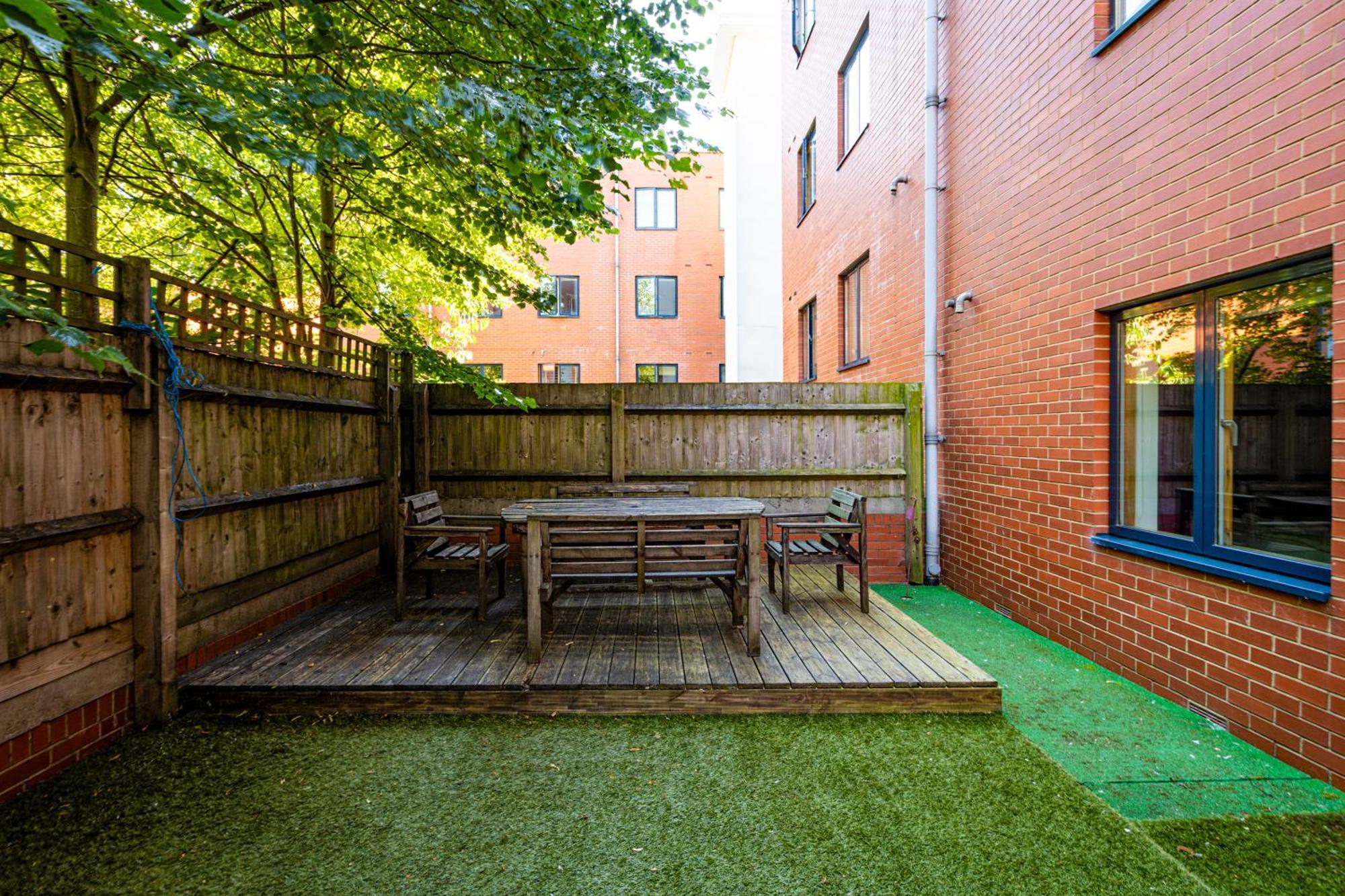 Peaceful 2br With Garden In Vibrant Angel, Islington Appartement Londen
