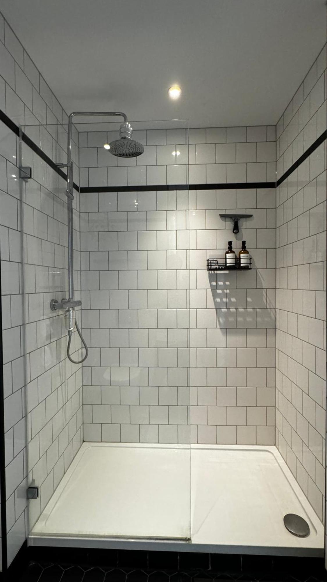 Apartment Island 1 Bedroom Luxury Apartments, Private Balcony *
