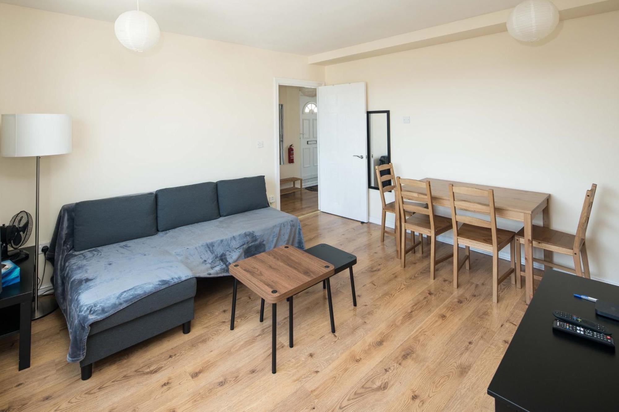 2bd Flat - Buzz & Parkside Serenity