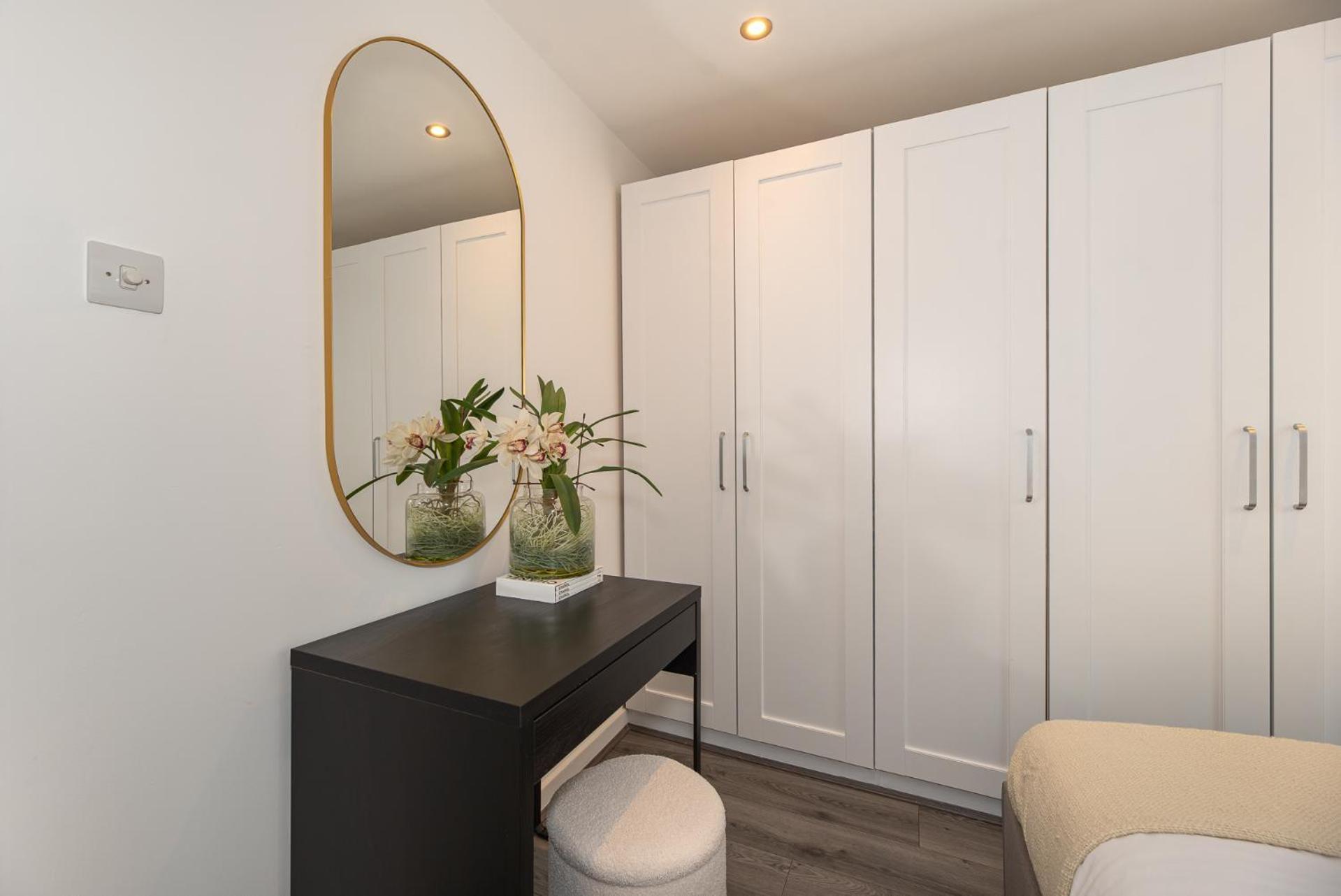 Hyde Park Chic 4 Bedrooms House Semesterbostad