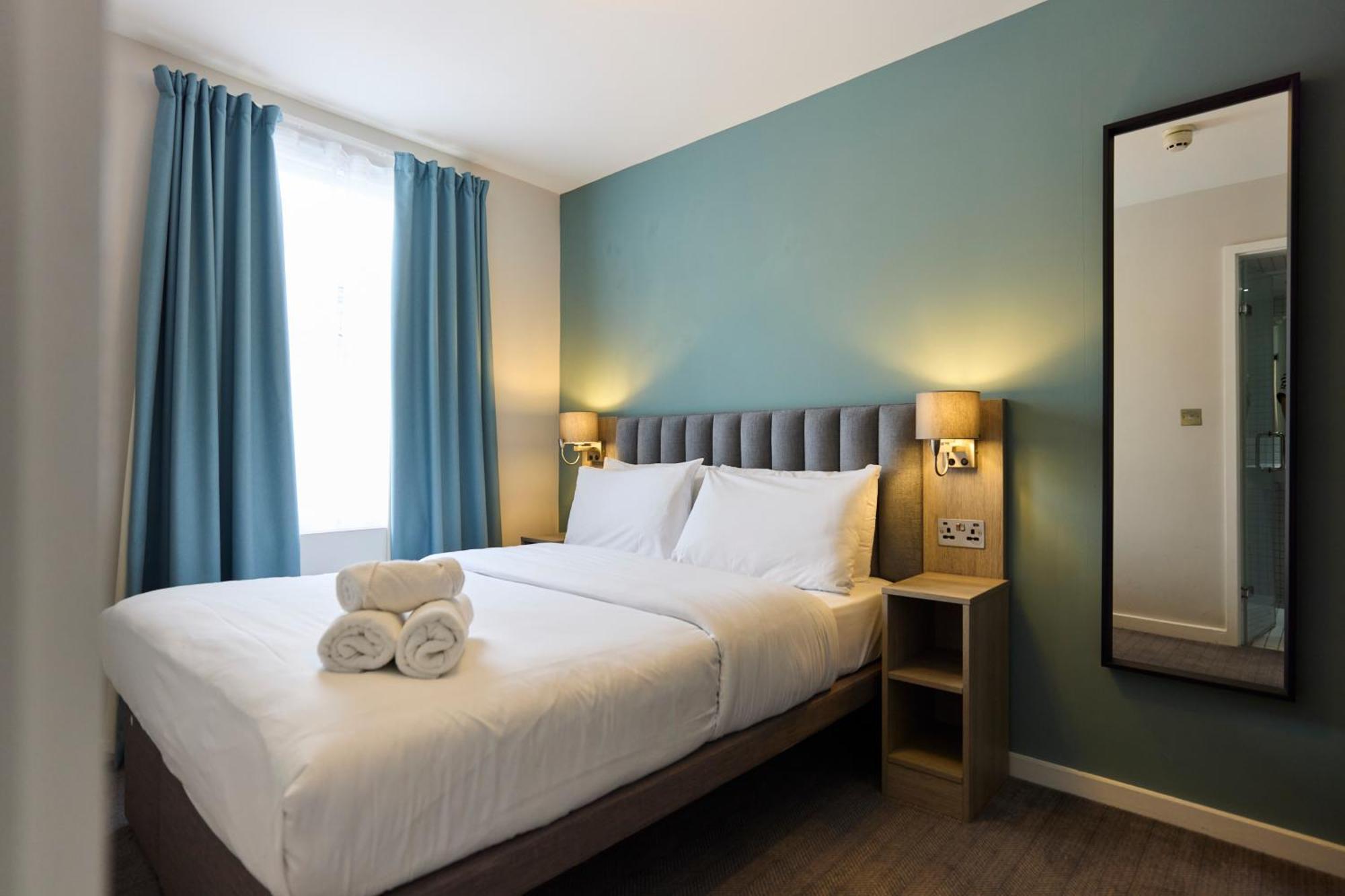 Prince William Hotel London