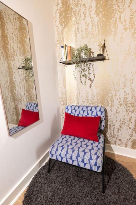 Lägenhet Stylish 3 Bed Near Downtown & Free Parking *