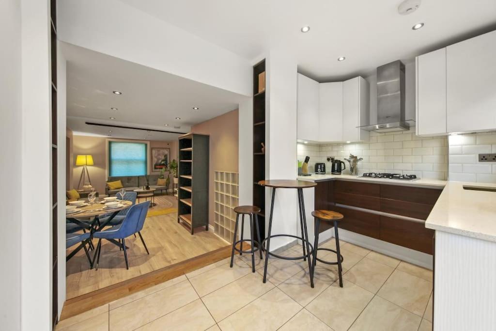 Lejlighed Stylish In Euston And Near Camden With Private Roof Terrace London