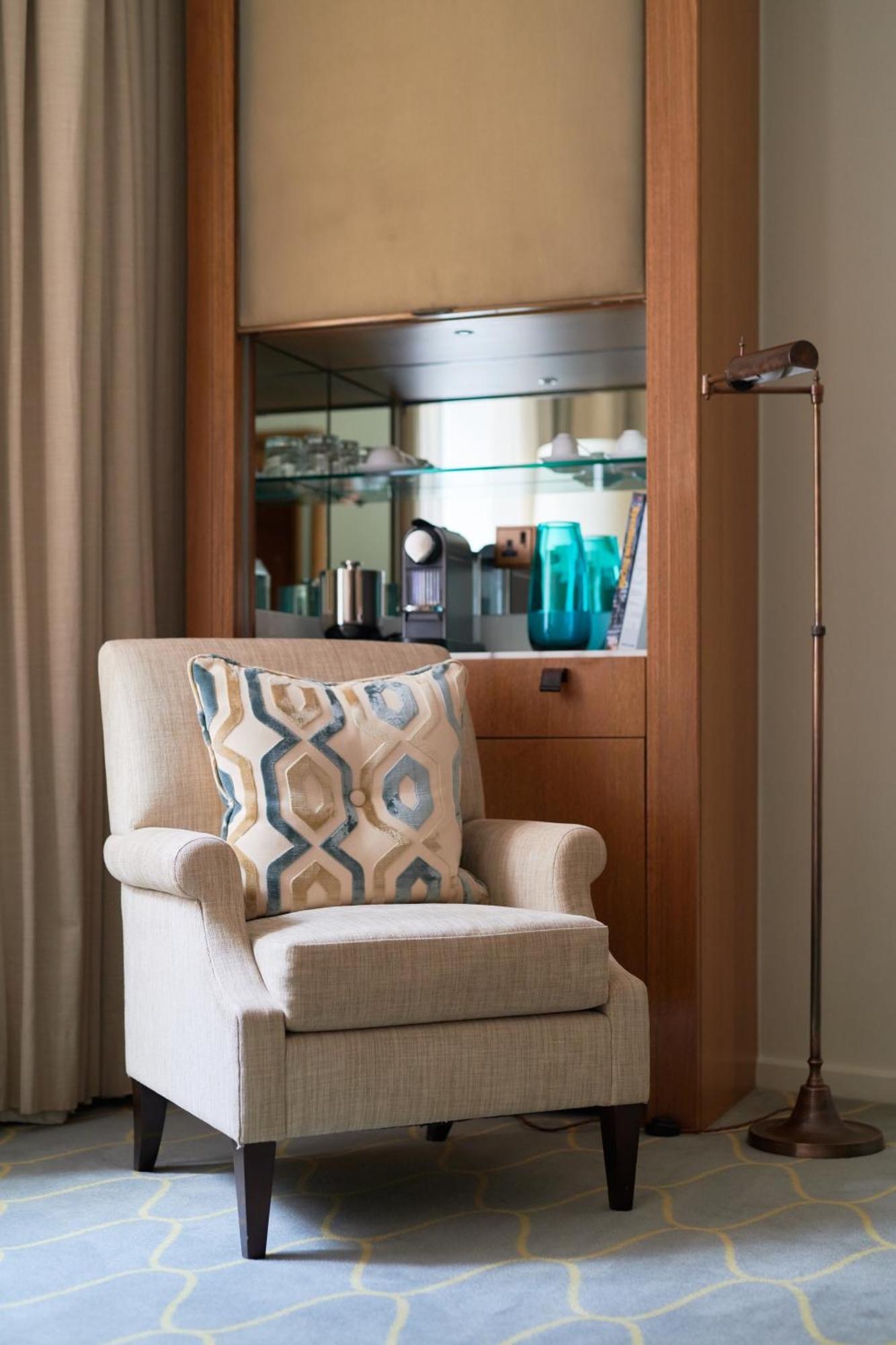 Corinthia Hotell 5*