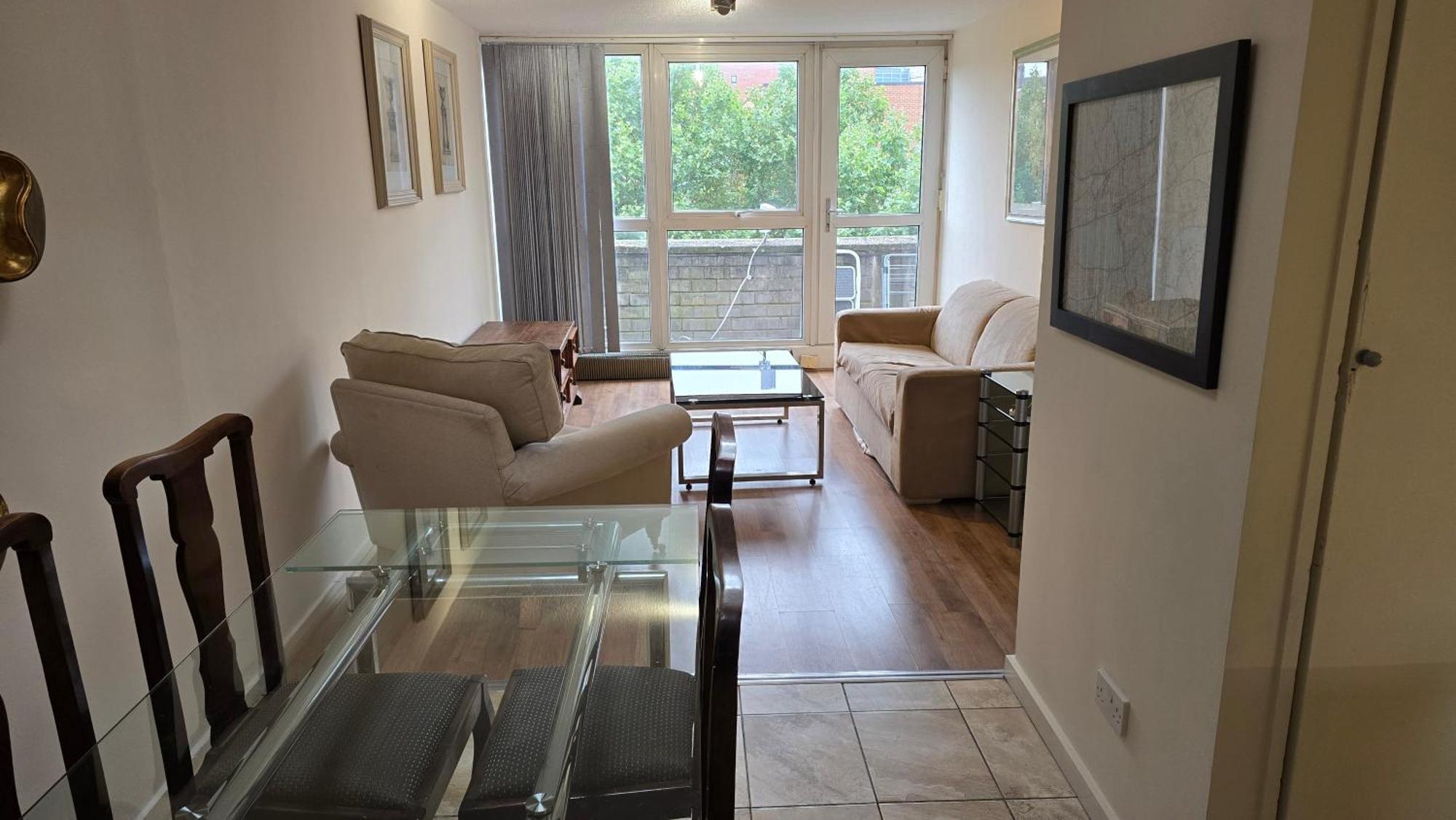 2 Bed Appartement Londen