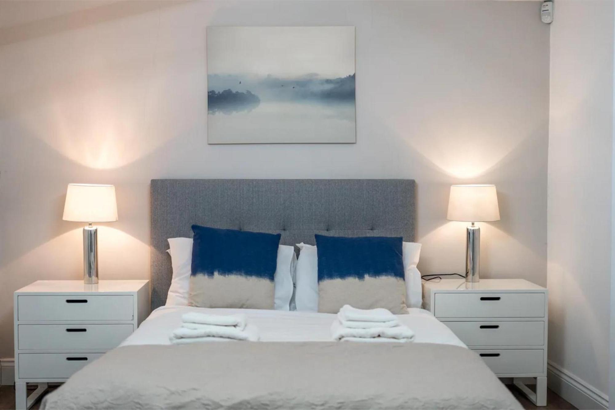 Lägenhet Gorgeous & Modern 2 Bedroom Sleeps Six In Earl's Court