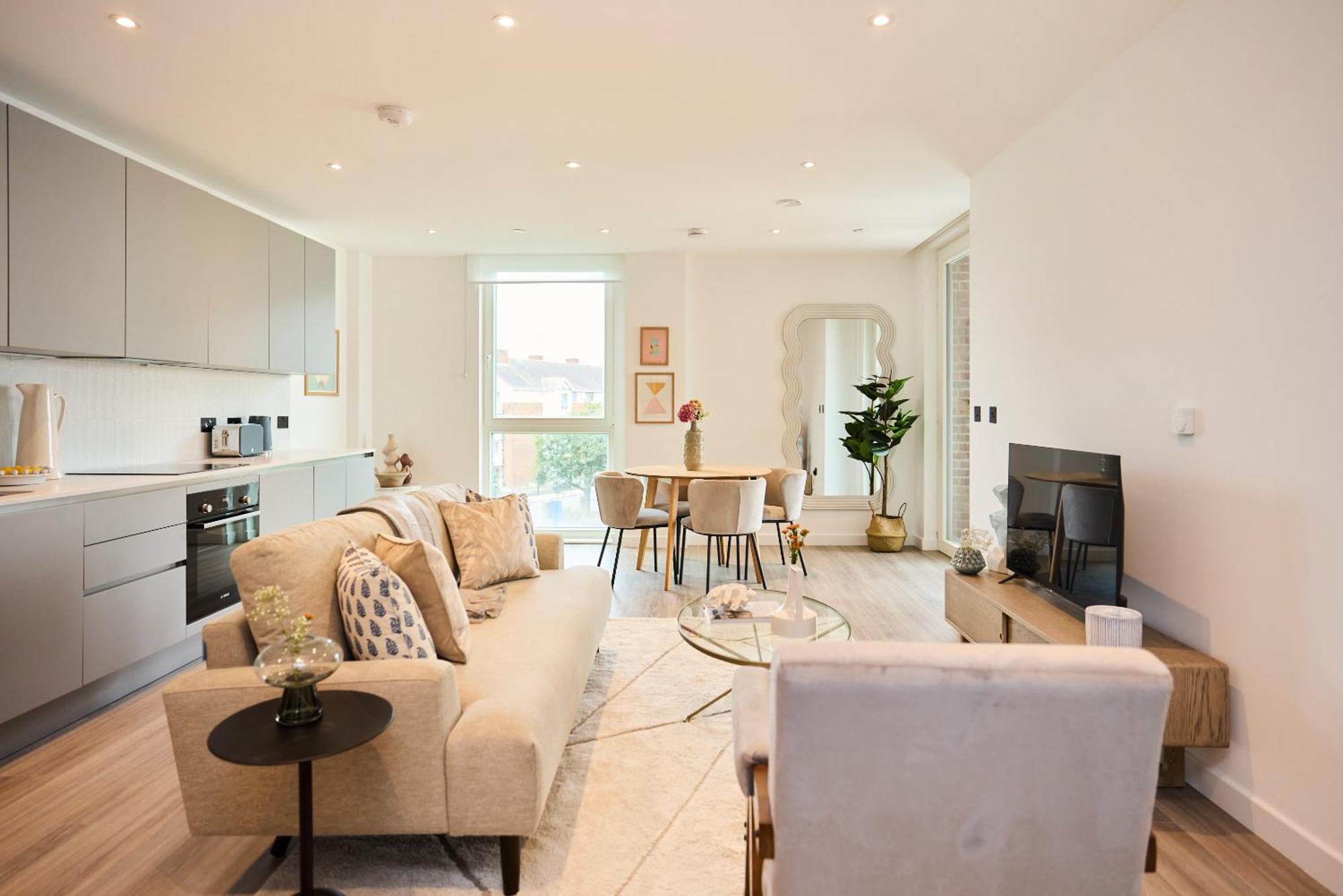 The Tottenham Escape - Lovely 2bdr Flat With Balcony Lejlighed *