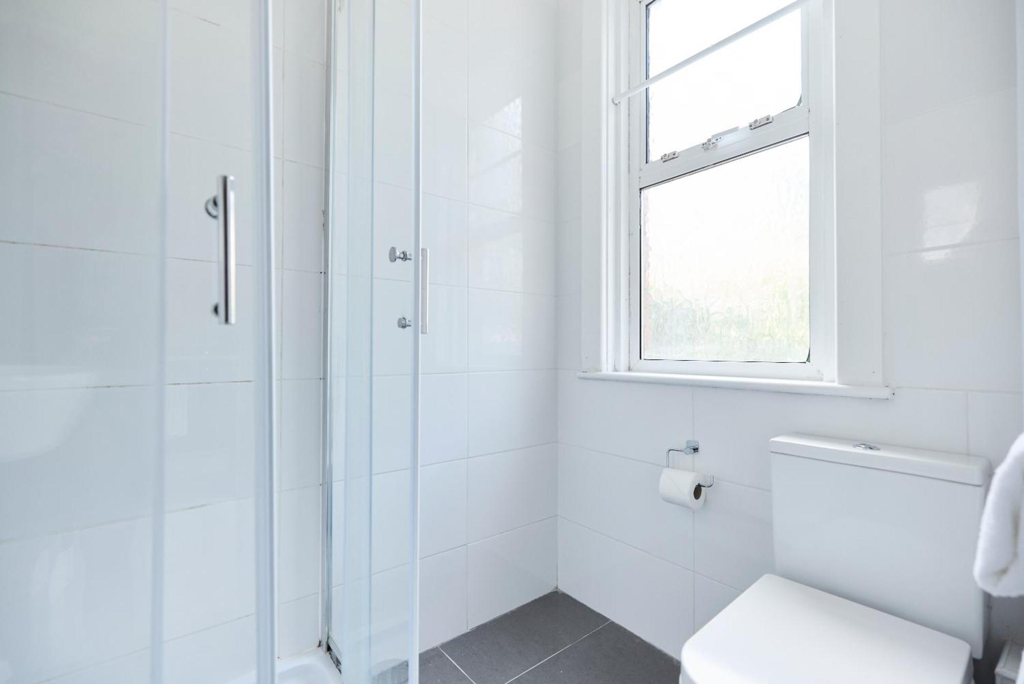 The Furness Hideout - Charming 2bdr Flat With Garden * Londen