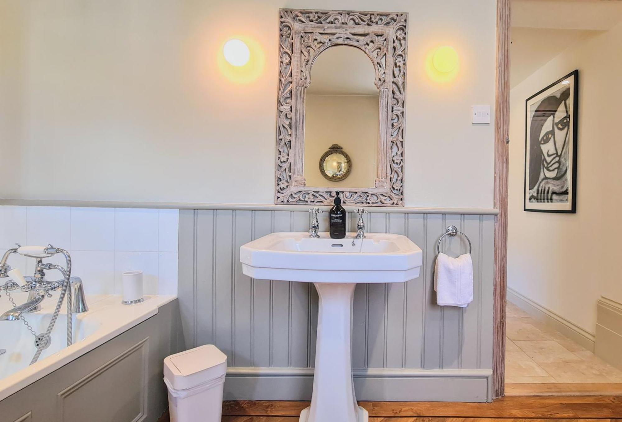 Crouch End - Spacious Flat Close To Appartement Londen
