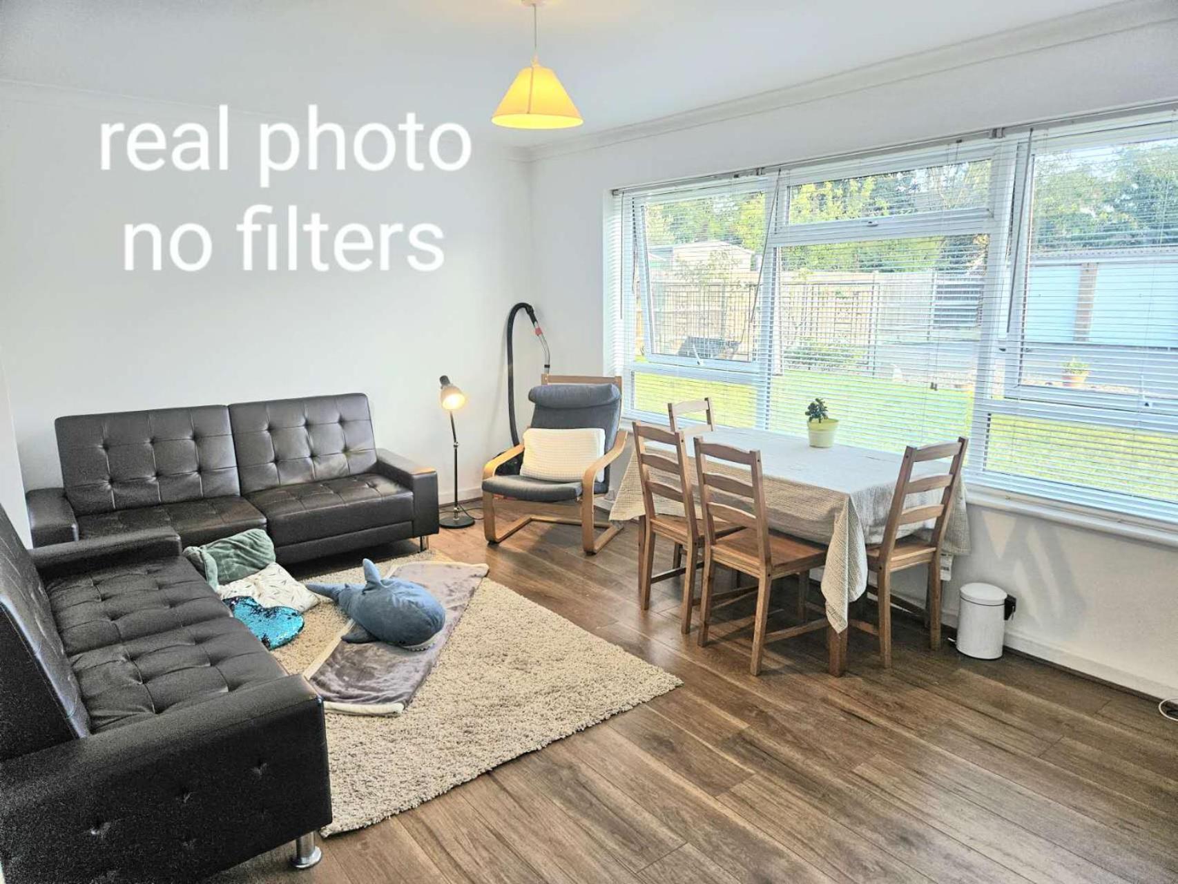 Heathrow Airport Pick Up-paid Uxbridge Cozy Shared Near Brunel Rum i privatbostad