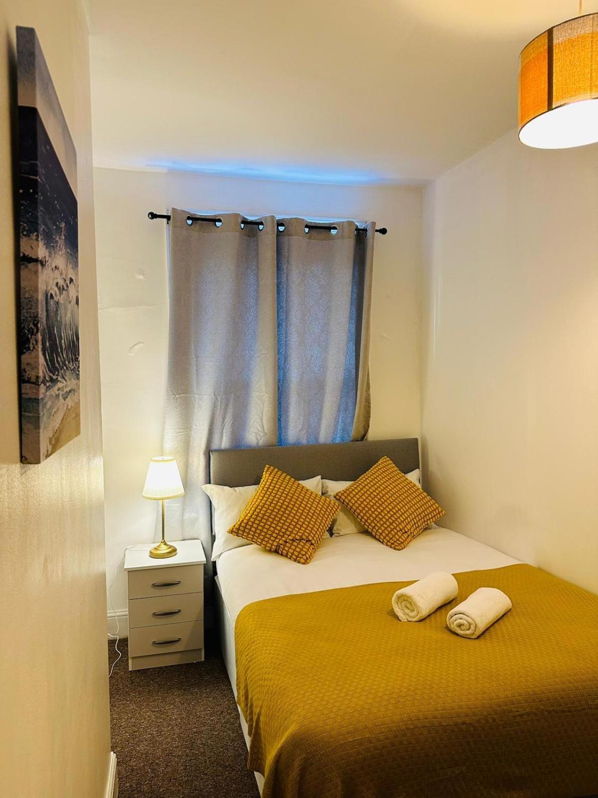 Bed & Breakfast Aldgate East London