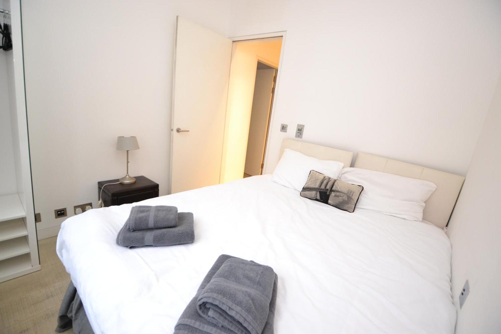 Apartment Modern 2 Bedroom Apartment, Oxford Street *