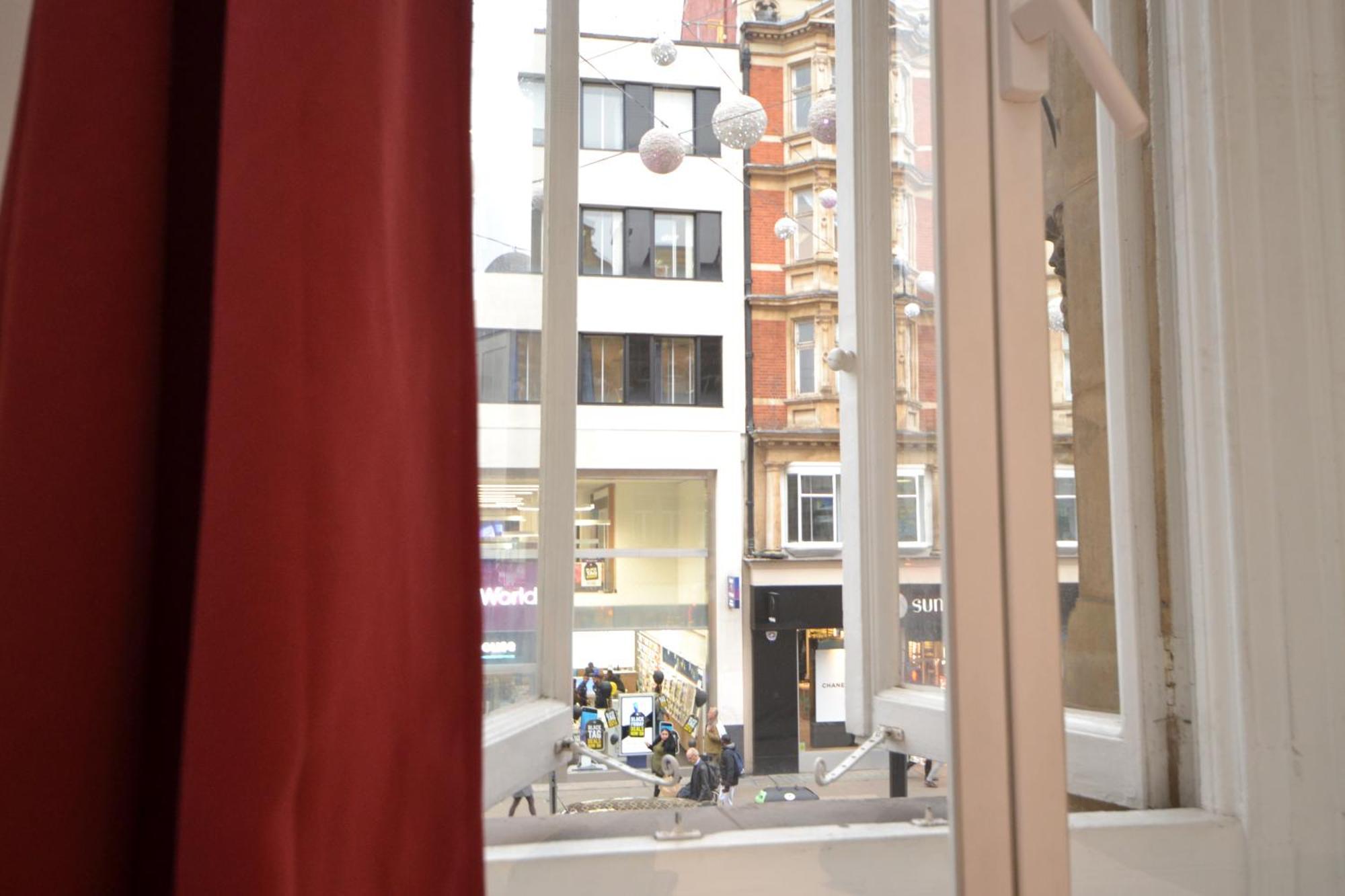 Modern 2 Bedroom Apartment, Oxford Street Apartment London
