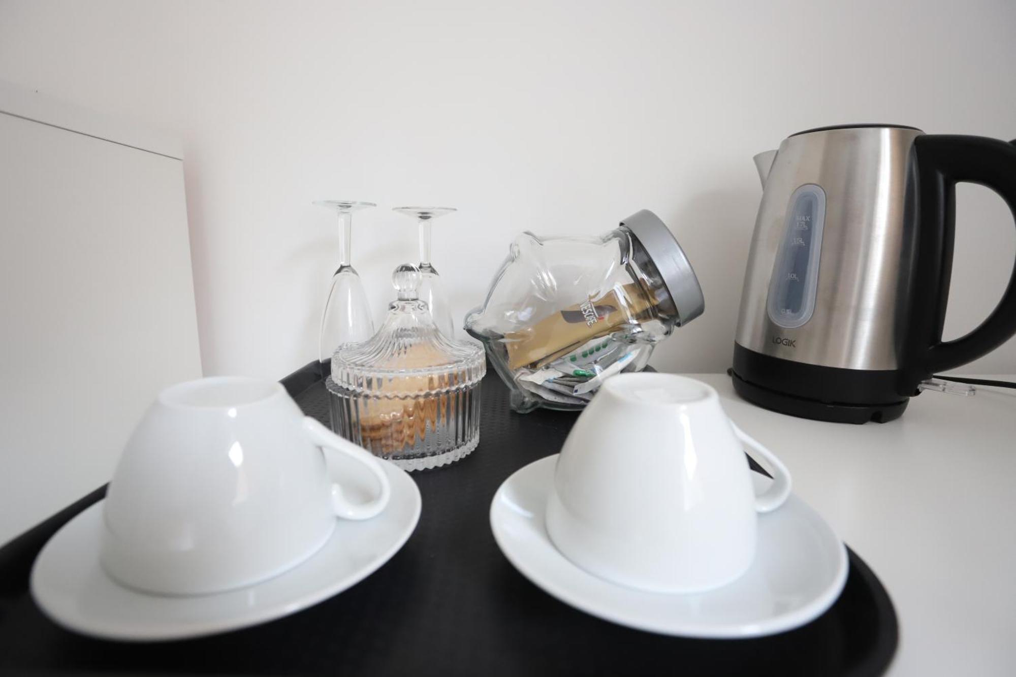 Appartement Spacious 3-story Retreat With Rooftop Terrace And Modern Amenities *