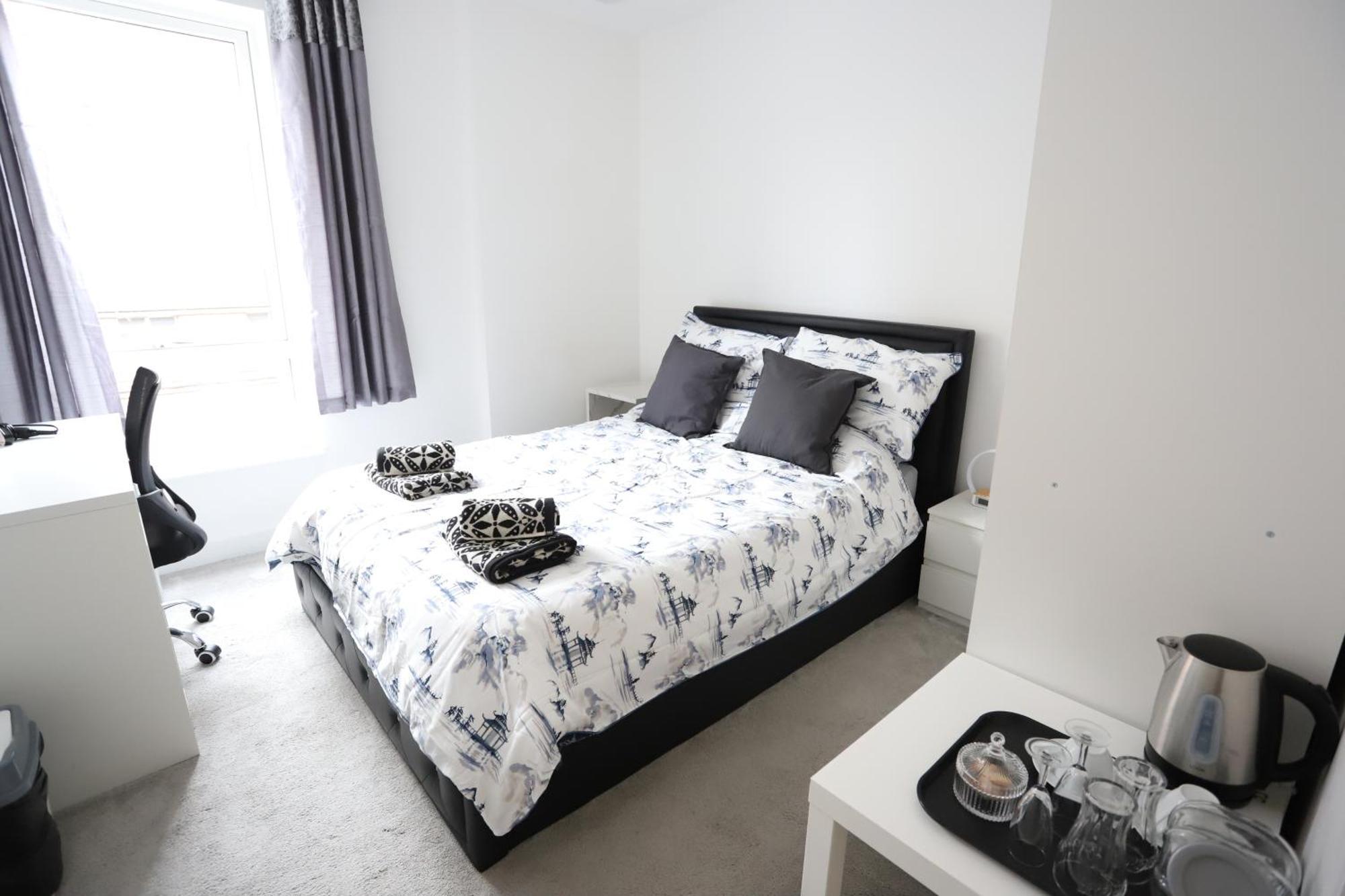 Appartement Spacious 3-story Retreat With Rooftop Terrace And Modern Amenities Londres