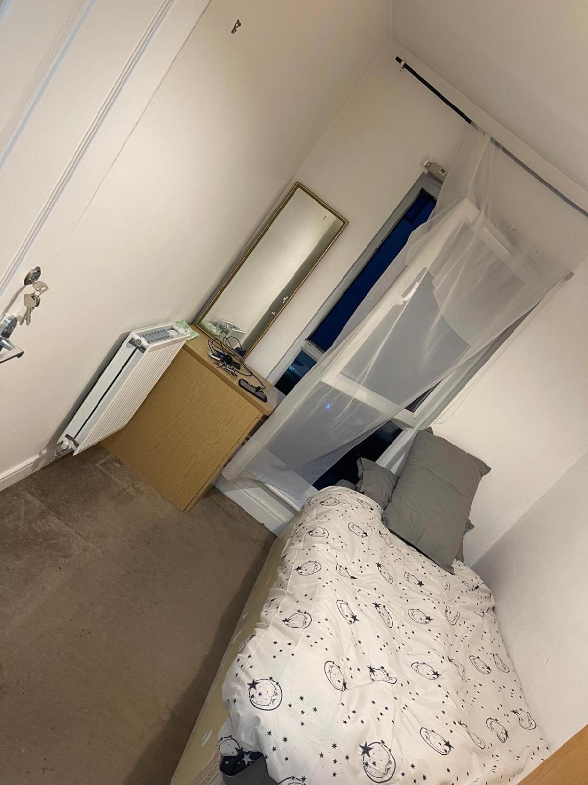 En-suite Cozy Double Bedroom Gasthuis *
