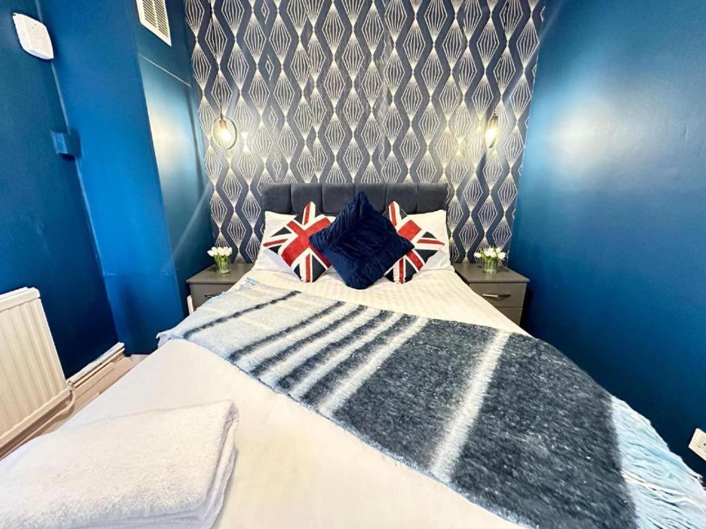 Three Bedroom Near Central Appartement *