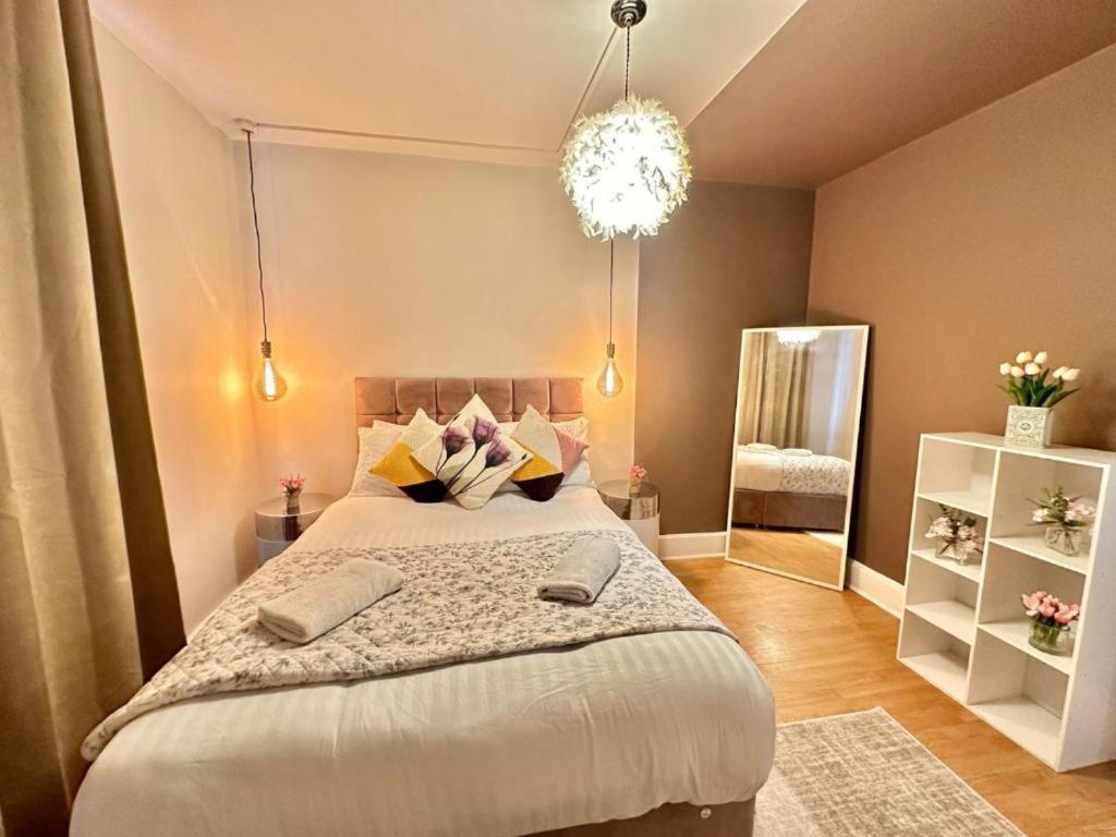Three Bedroom Near Central Londen