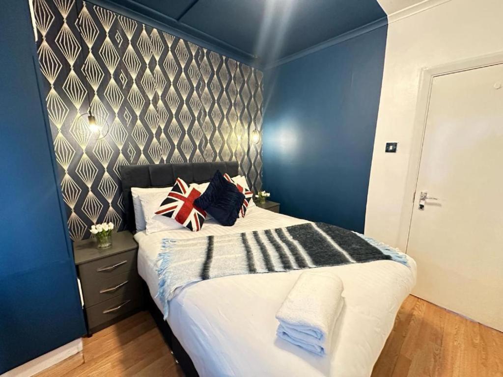 Three Bedroom Near Central Appartement *