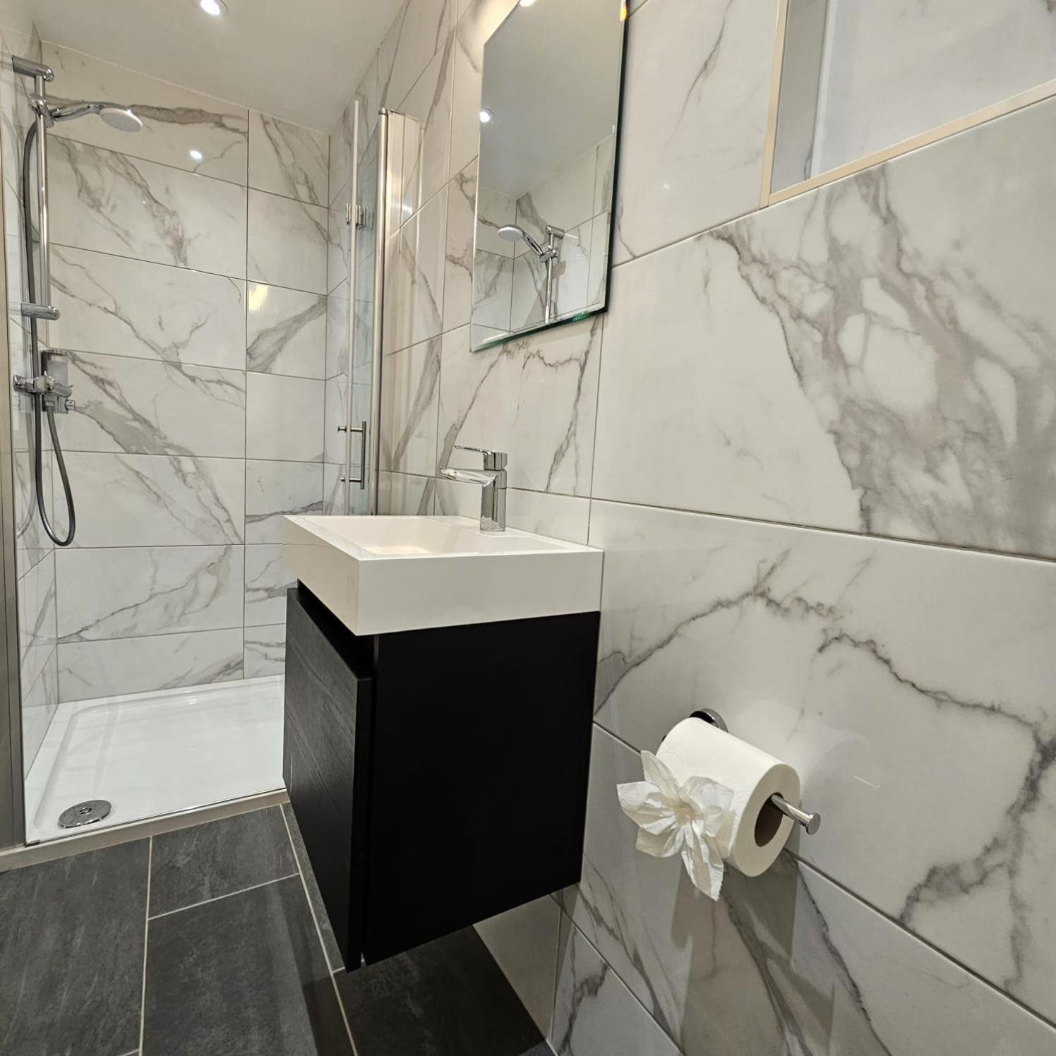 George 3* London