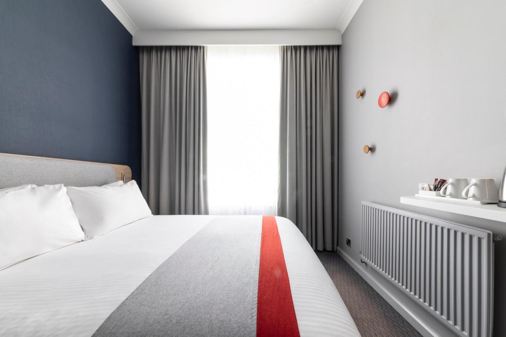 Express Victoria By Ihg Hotell