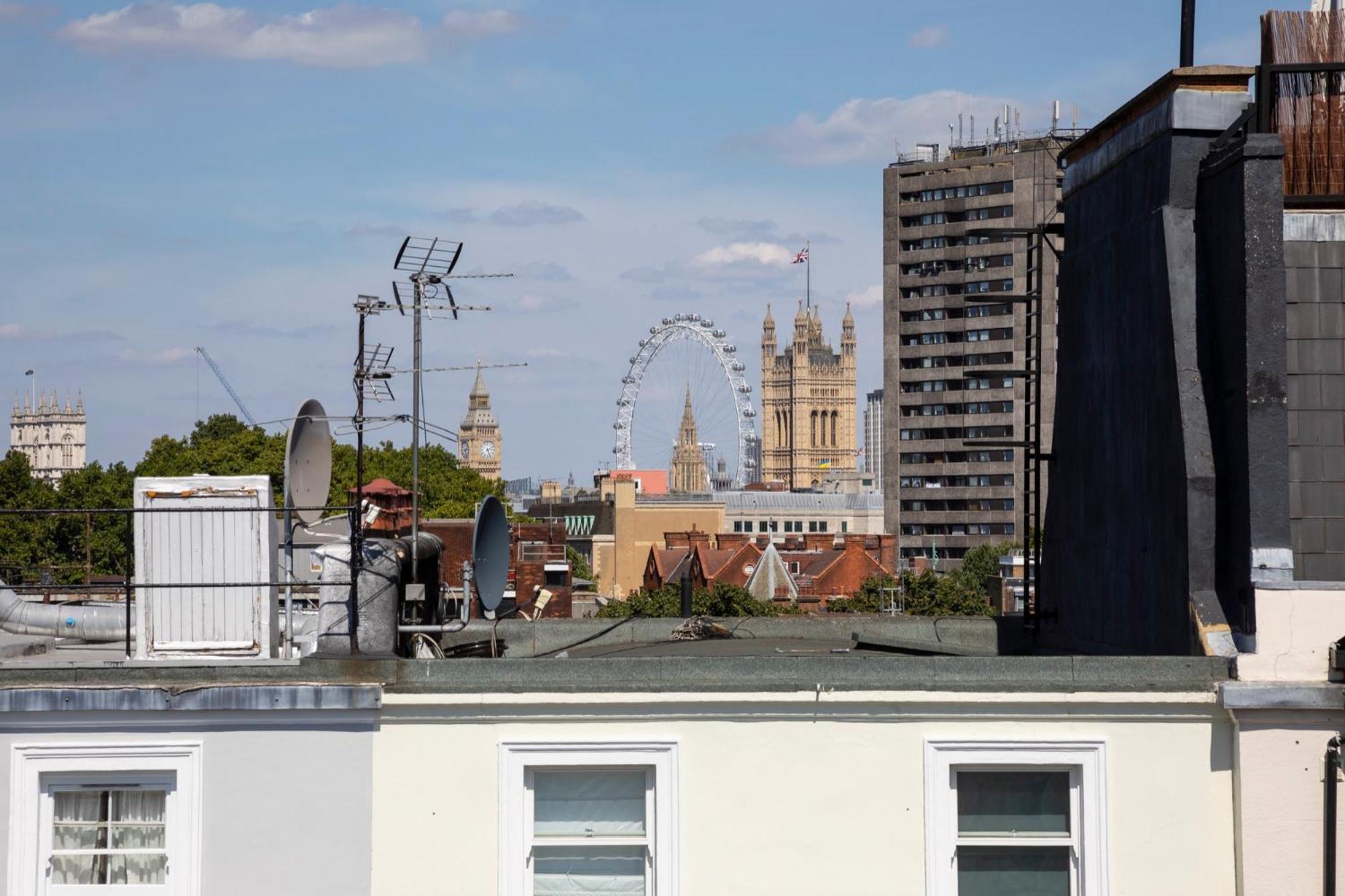 Express Victoria By Ihg Hotell London