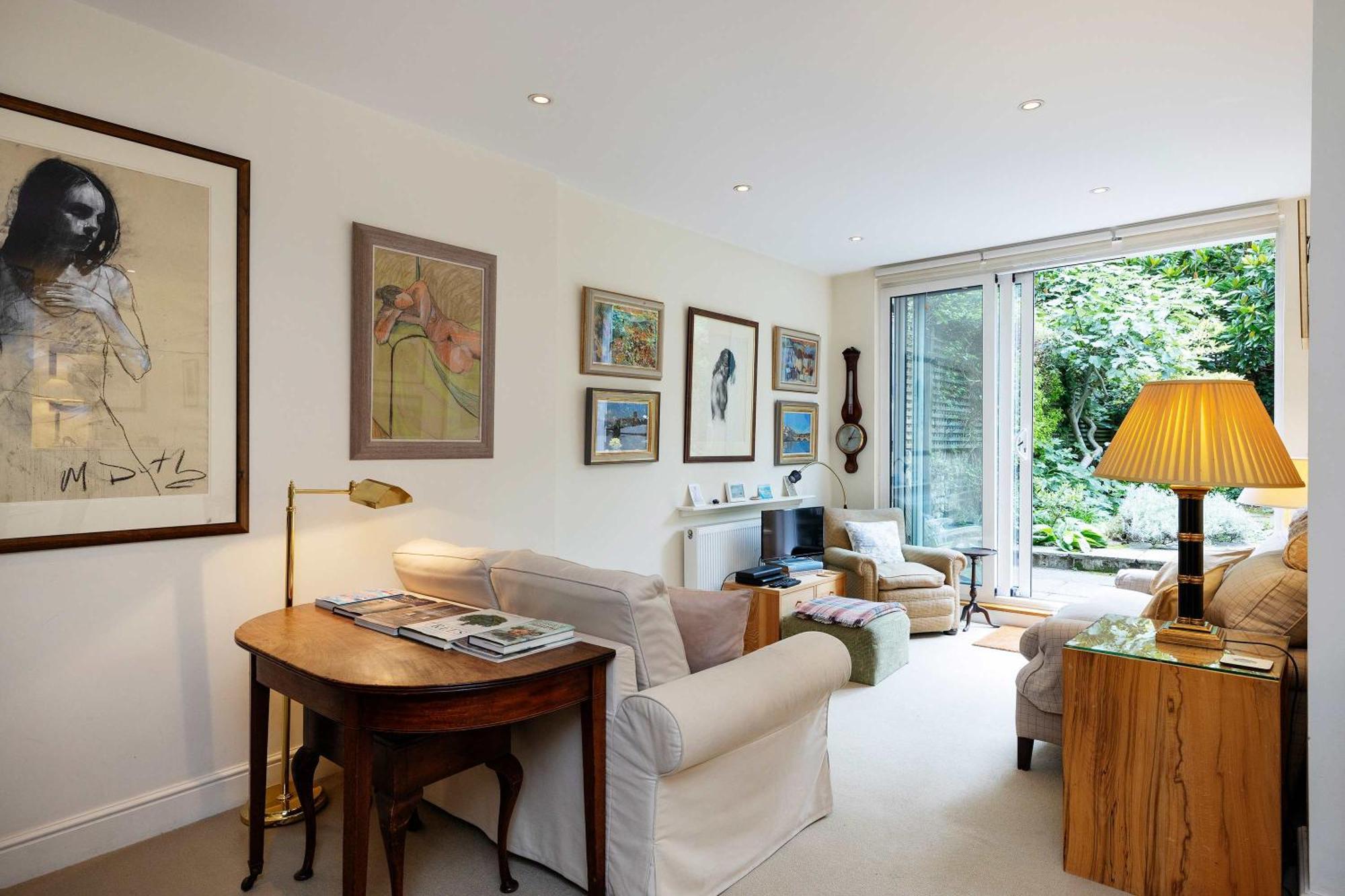 Veeve - Artist's Oasis Londen