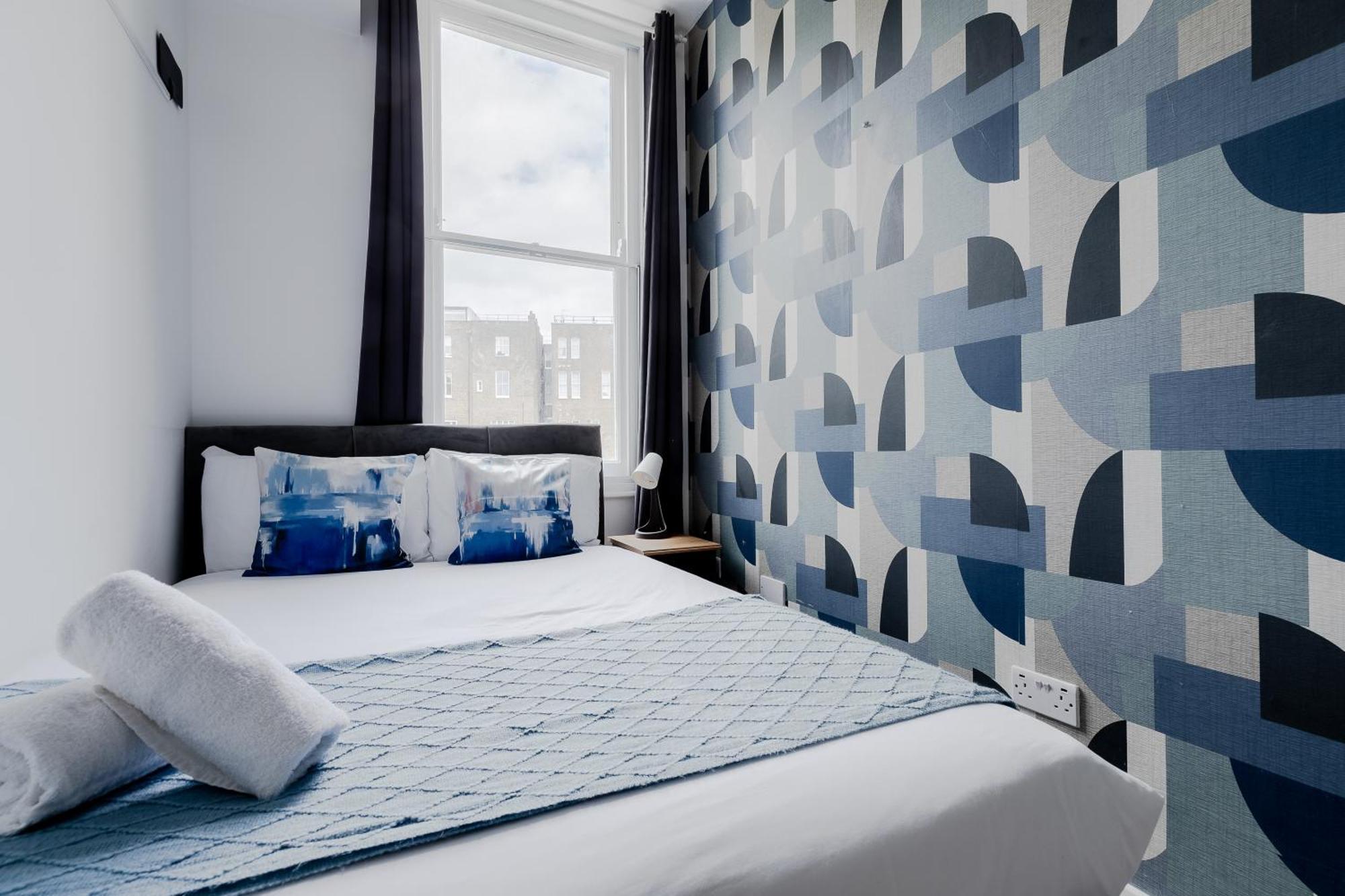 Wembar Hotel London