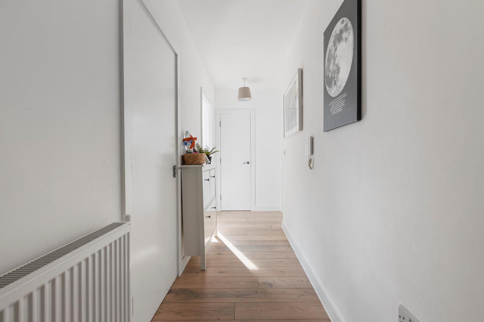 Leilighet Outstanding 2 Bed Zone 2 Near