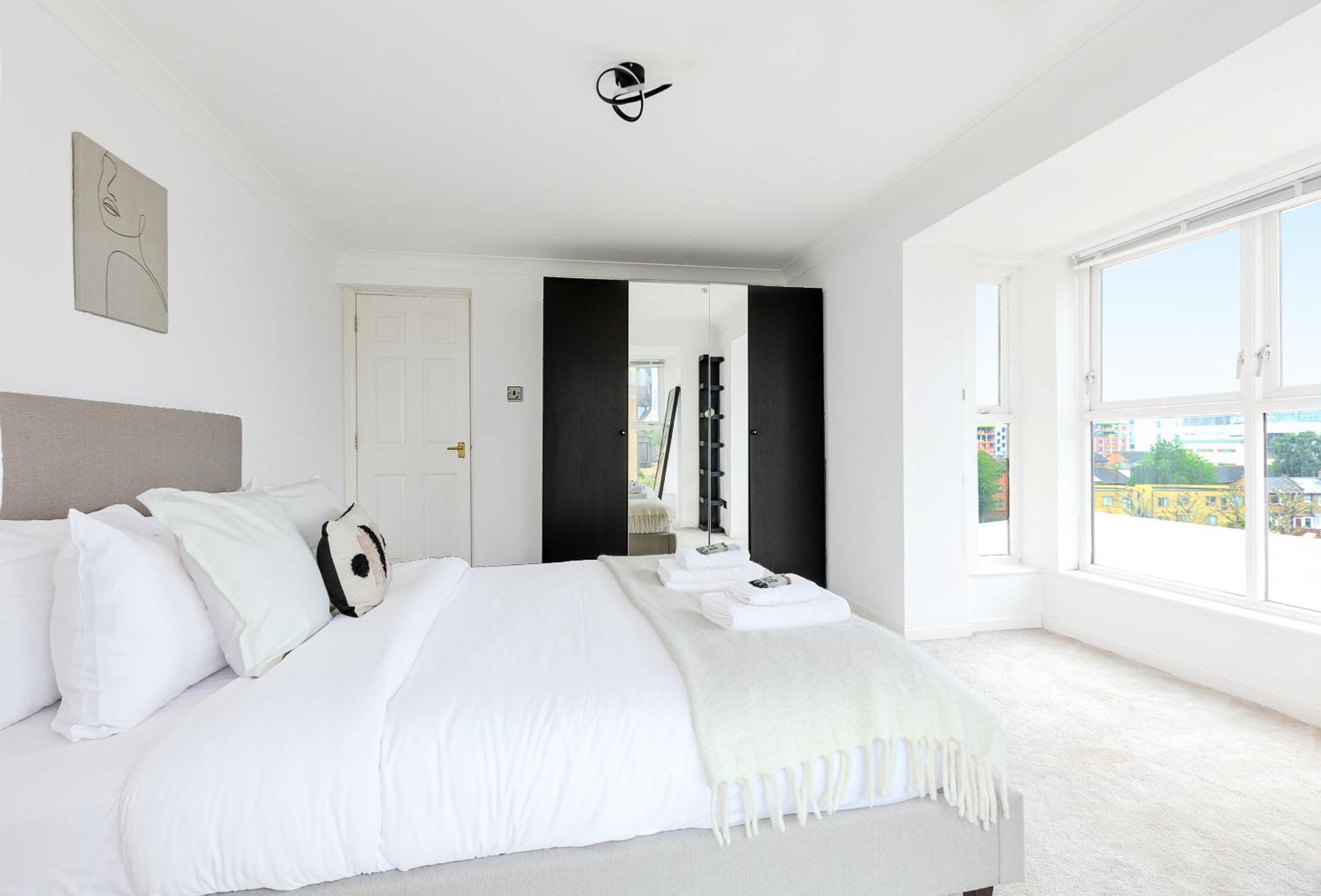 Leilighet Bright New 2br Flat With Balcony Near Excel London