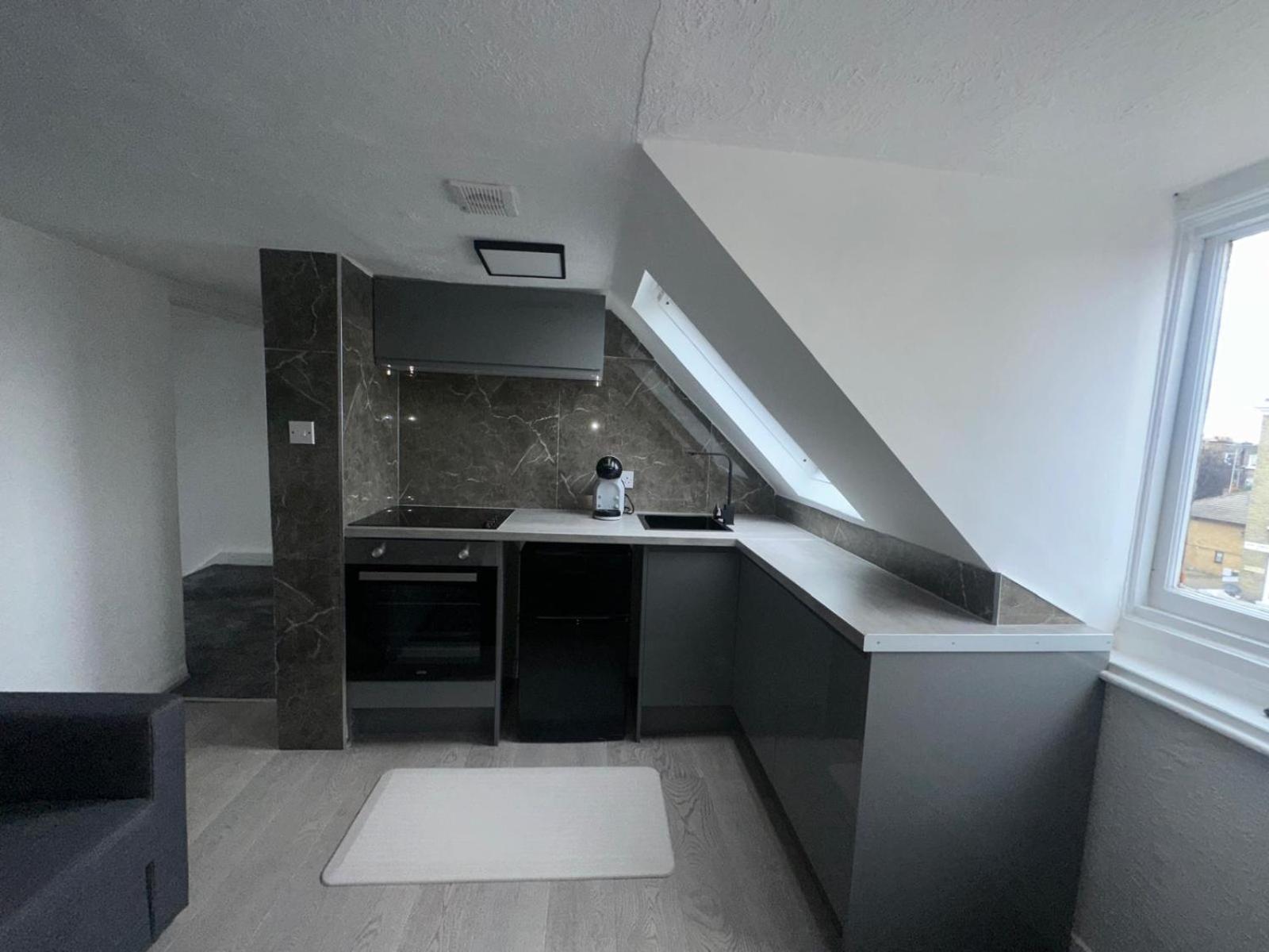 New One Bedroom In Chiswick Appartamento Londra