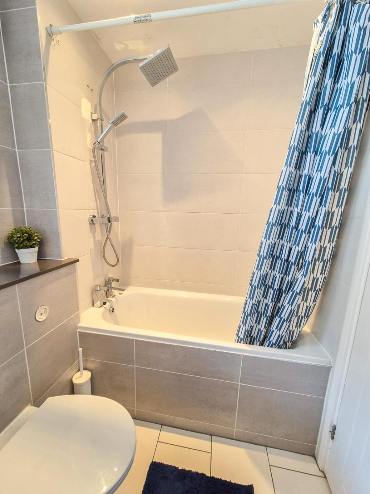 Apartment Refined 2 Bedroom Flat Few Steps From The Oval