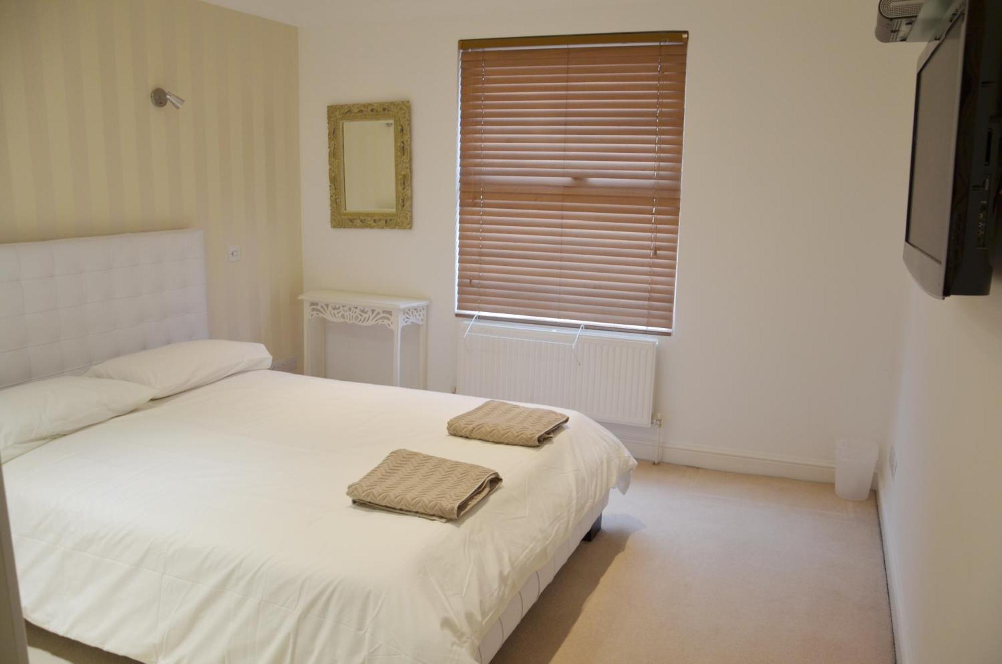 Putney Lane Apartment London