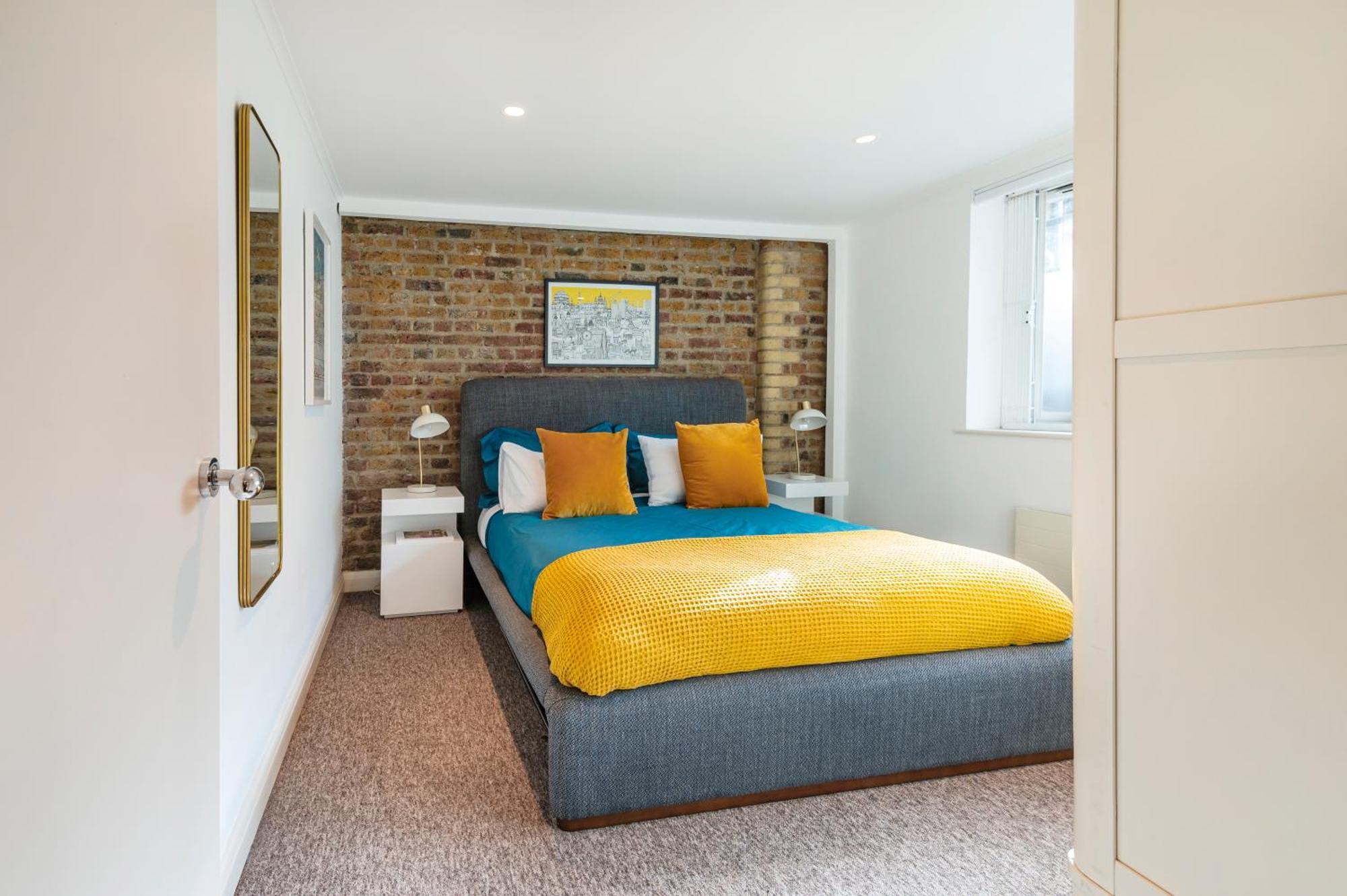 Arcore Premium Leicester Square * Londen